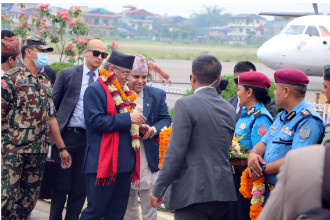 मौलाकाली केबुलकार र प्याराग्लाइडिङको उद्घाटन गर्न प्रधानमन्त्री दाहाल चितवनमा